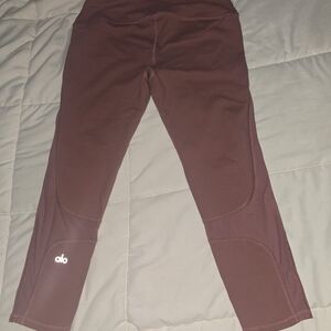 ALO Yoga Women's Coral Color Leggings